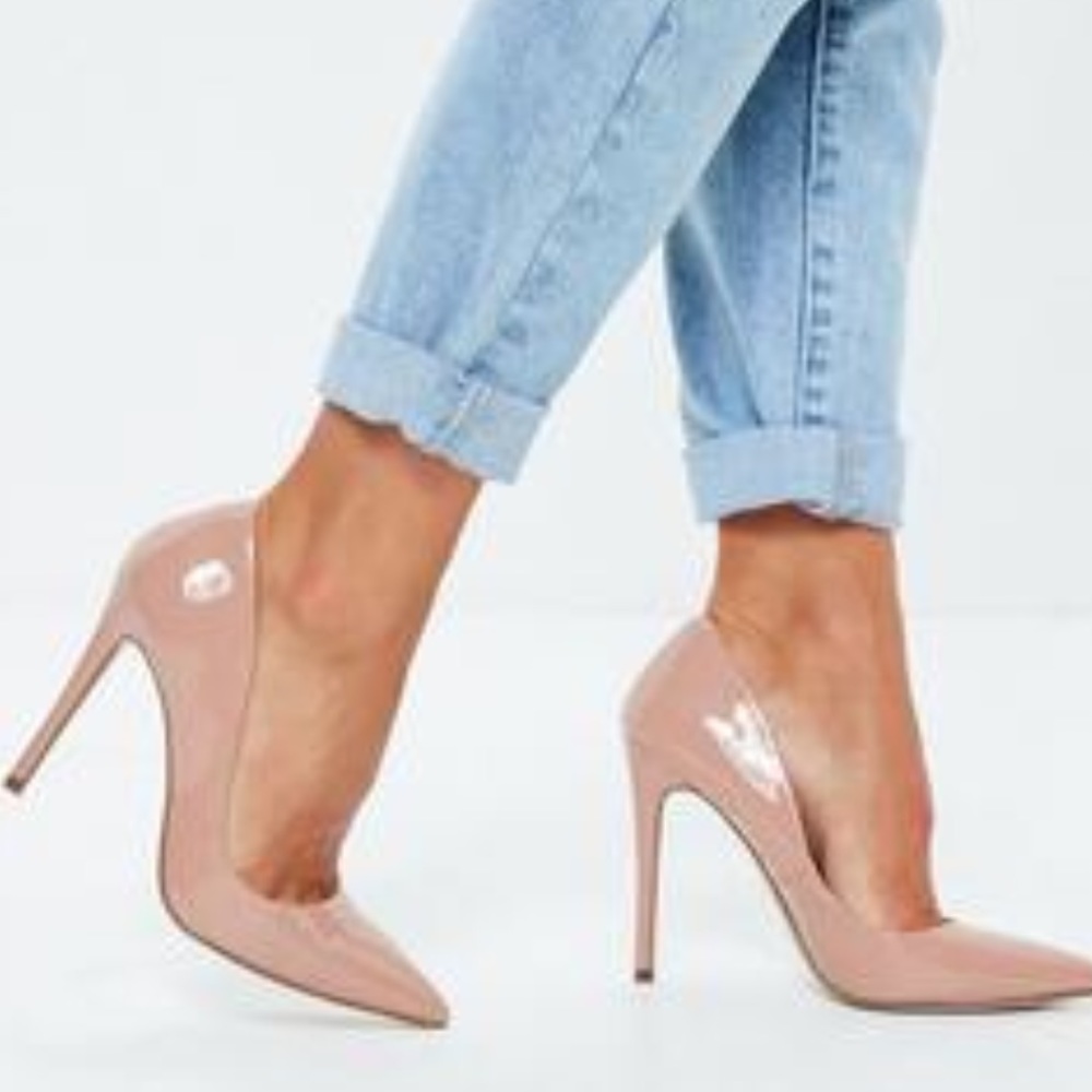 Aldo’s nude patent platform pumps size US 7